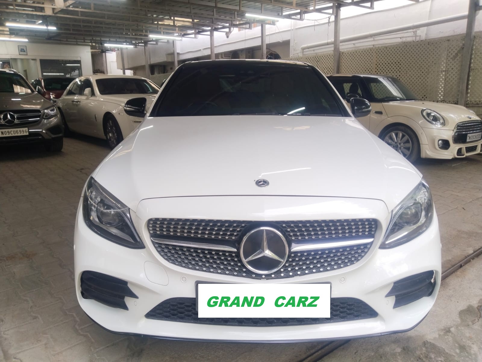 Mercedes-Benz <br />
<b>Deprecated</b>:  htmlspecialchars(): Passing null to parameter #1 ($string) of type string is deprecated in <b>/home/worldmar/grandcarz.co.in/backend/helpers/helpers.php</b> on line <b>121</b><br />
